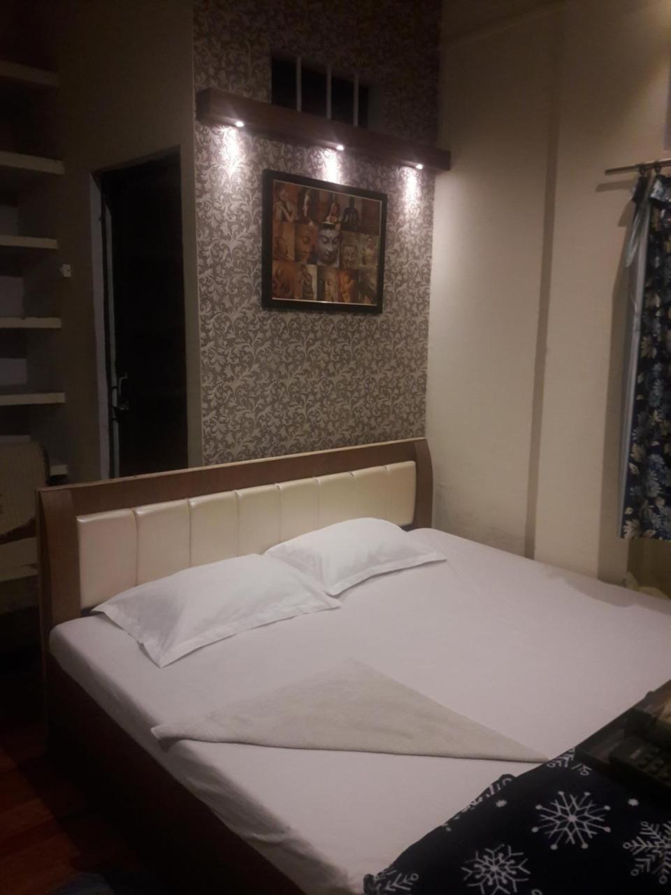 Buddha Guest House Váránaszi Kültér fotó