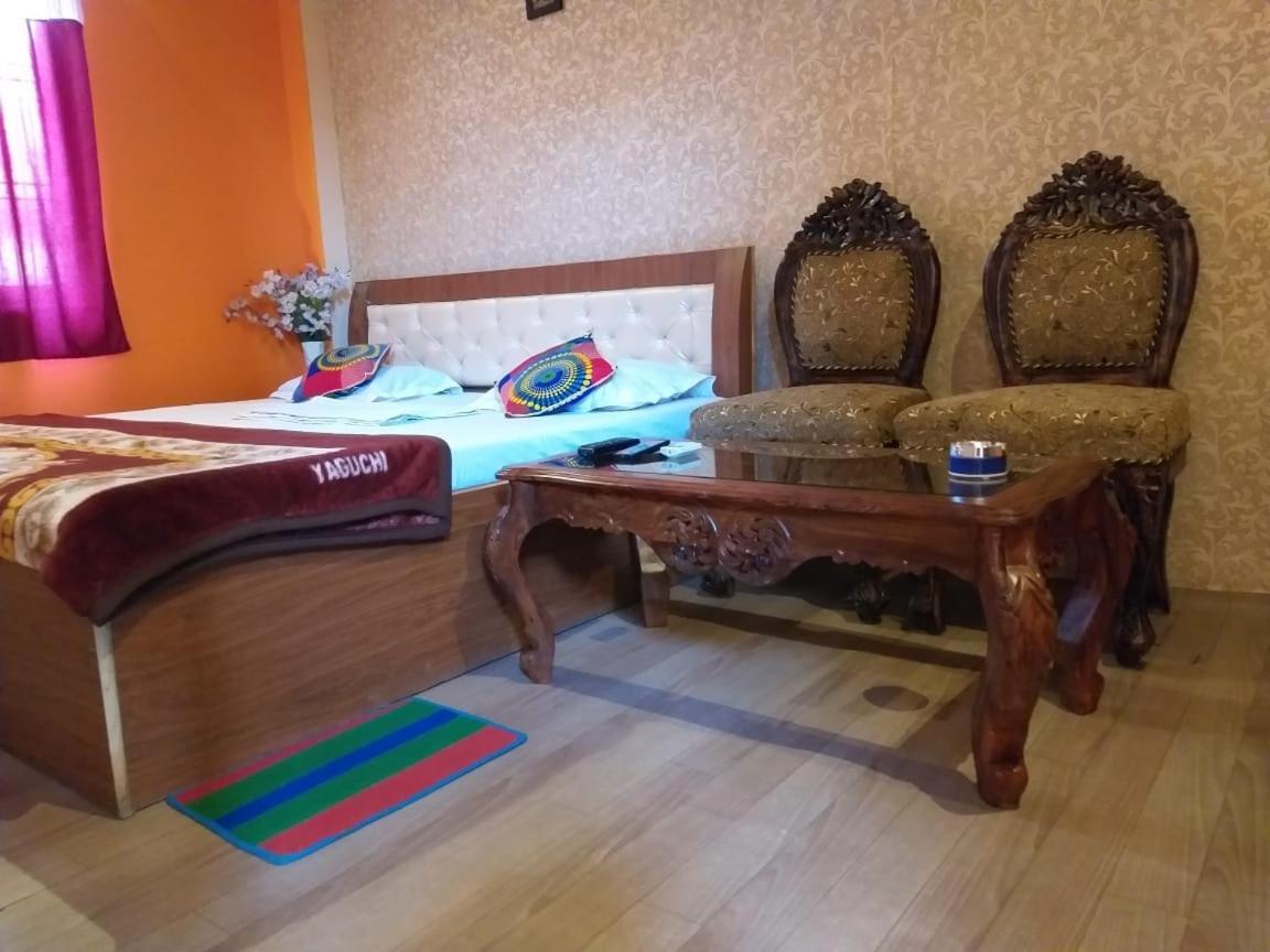 Buddha Guest House Váránaszi Kültér fotó